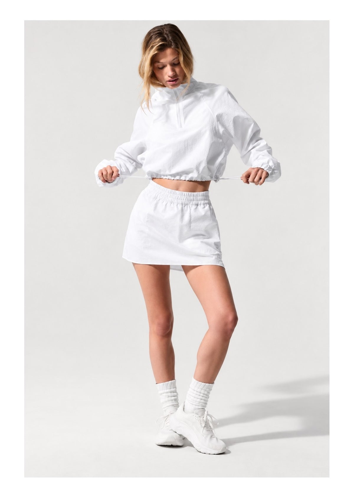 SET FALDA SHORT URBAN COURT