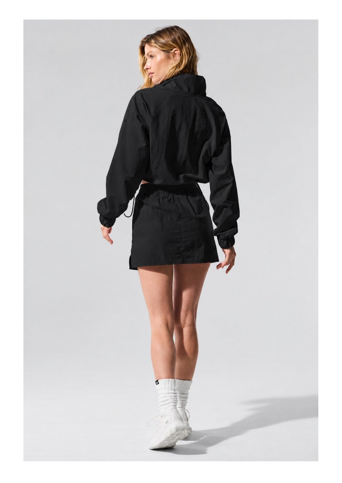 SET FALDA SHORT URBAN COURT